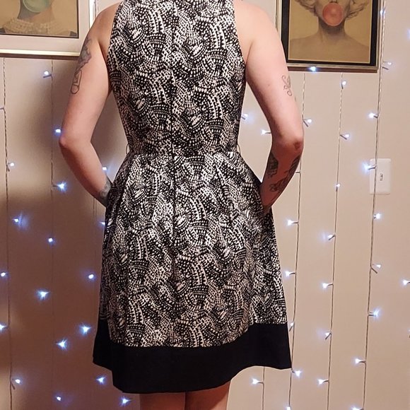 London Times Fit and Flare 50s Inspired Sleeveless Dress, Size 8 - Picture 2 of 7